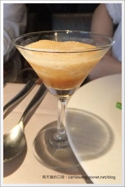 【台中牛排餐廳】王品台塑牛排。這一餐，滿滿的感動之情溢於言表啊！ @飛天璇的口袋