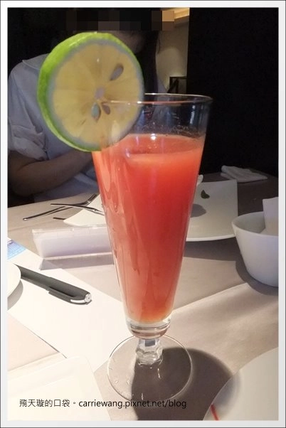 【台中牛排餐廳】王品台塑牛排。這一餐，滿滿的感動之情溢於言表啊！ @飛天璇的口袋