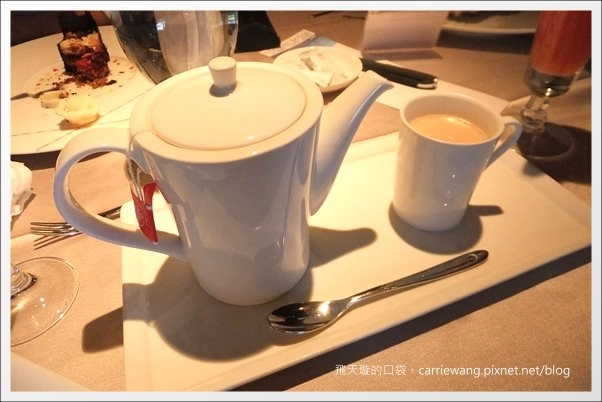 【台中牛排餐廳】王品台塑牛排。這一餐，滿滿的感動之情溢於言表啊！ @飛天璇的口袋