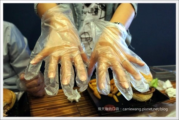 【台中美式餐廳】艾可先生漢堡餐廳 Echo Burger。10/20~10/28爵士音樂節期間點漢堡套餐送炸雞 @飛天璇的口袋