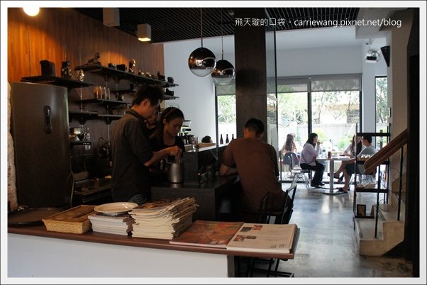 【台中下午茶】Moment 磨時間咖啡。勤美誠品附近巷弄咖啡館推薦(已搬家) @飛天璇的口袋