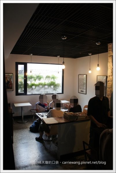【台中下午茶】Moment 磨時間咖啡。勤美誠品附近巷弄咖啡館推薦(已搬家) @飛天璇的口袋