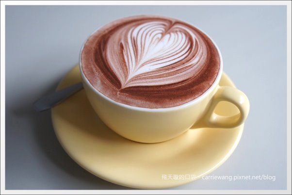 【台中下午茶】Moment 磨時間咖啡。勤美誠品附近巷弄咖啡館推薦(已搬家) @飛天璇的口袋