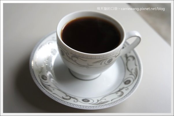 【台中下午茶】Moment 磨時間咖啡。勤美誠品附近巷弄咖啡館推薦(已搬家) @飛天璇的口袋