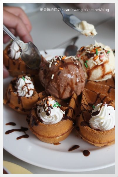 【台中下午茶】Moment 磨時間咖啡。勤美誠品附近巷弄咖啡館推薦(已搬家) @飛天璇的口袋