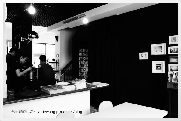 【台中下午茶】Moment 磨時間咖啡。勤美誠品附近巷弄咖啡館推薦(已搬家) @飛天璇的口袋