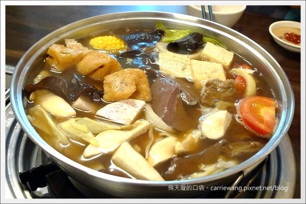 【台中火鍋吃到飽】自由自在羊肉火鍋坊。羊肉火鍋吃到飽(已歇業) @飛天璇的口袋