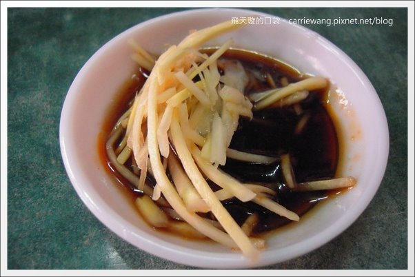 【宜蘭小吃美食】羅東林場肉焿+林記鮮肉小湯包 @飛天璇的口袋