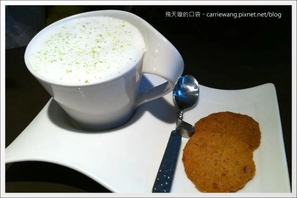 咖啡弄 Coffee Alley｜台北東區最熱門鬆餅排隊名店 @飛天璇的口袋