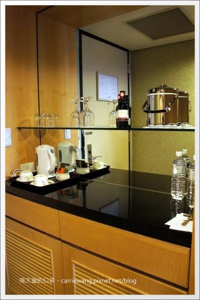 【高雄飯店住宿】國賓大飯店+早餐buffet。同場加映：愛河愛之船夜遊無敵美景 @飛天璇的口袋