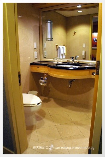 【高雄飯店住宿】國賓大飯店+早餐buffet。同場加映：愛河愛之船夜遊無敵美景 @飛天璇的口袋