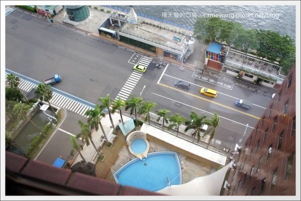 【高雄飯店住宿】國賓大飯店+早餐buffet。同場加映：愛河愛之船夜遊無敵美景 @飛天璇的口袋