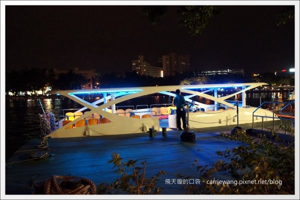 【高雄飯店住宿】國賓大飯店+早餐buffet。同場加映：愛河愛之船夜遊無敵美景 @飛天璇的口袋