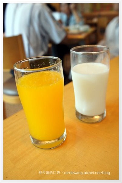 【高雄飯店住宿】國賓大飯店+早餐buffet。同場加映：愛河愛之船夜遊無敵美景 @飛天璇的口袋