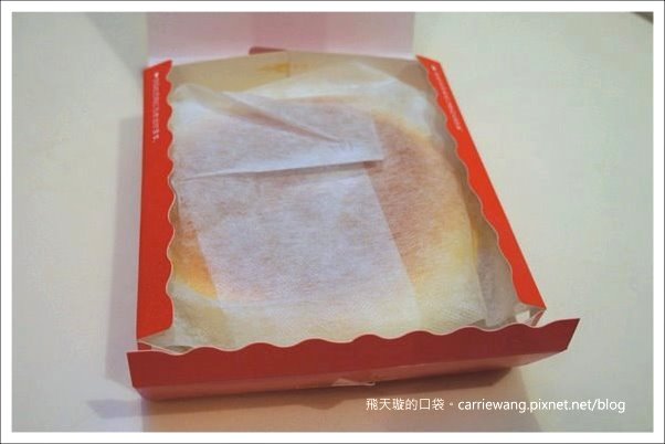 徹思叔叔現做起司蛋糕｜Uncle Tetsu’s Cheesecake。來自日本九州的輕乳酪蛋糕 @飛天璇的口袋