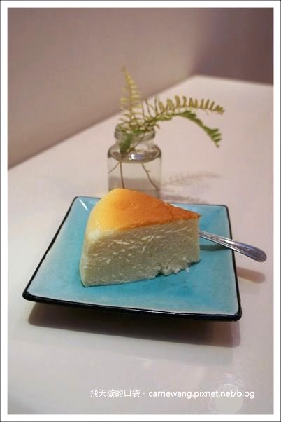 徹思叔叔現做起司蛋糕｜Uncle Tetsu’s Cheesecake。來自日本九州的輕乳酪蛋糕 @飛天璇的口袋