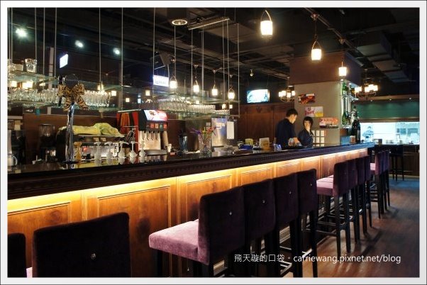 【台中美食推薦】布娜飛比利時啤酒餐廳@台中大遠百12F(得獎名單已公佈在頁尾，謝謝大家) @飛天璇的口袋