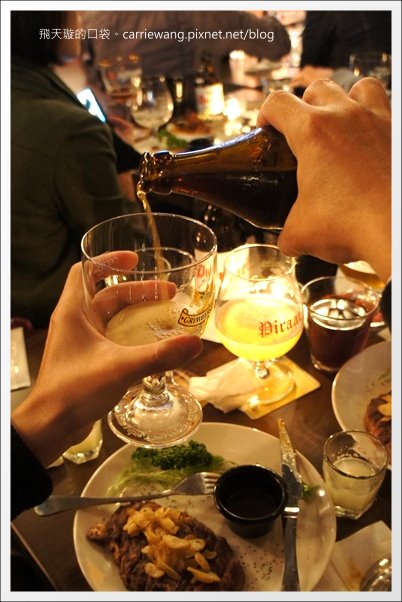 【台中美食推薦】布娜飛比利時啤酒餐廳@台中大遠百12F(得獎名單已公佈在頁尾，謝謝大家) @飛天璇的口袋