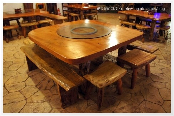 【台中美食推薦】城市部落．原住民風味餐廳。台中聚會的好地方推薦！ @飛天璇的口袋