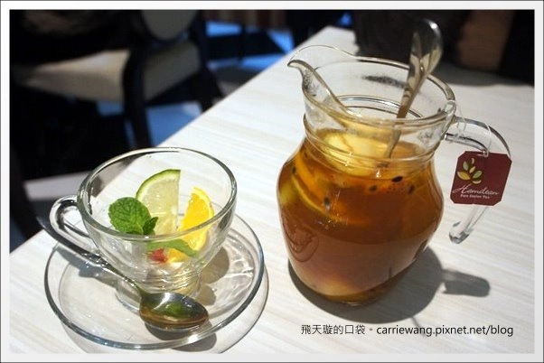 【台中美食推薦】跳舞香水．Dance Perfume@中友百貨B2。土石流蜜糖吐司到台中囉！ @飛天璇的口袋