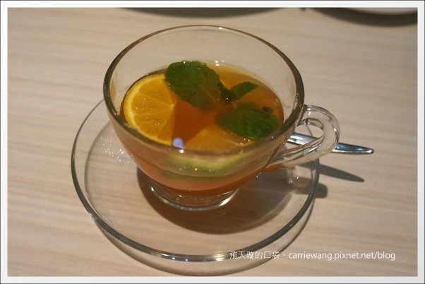 【台中美食推薦】跳舞香水．Dance Perfume@中友百貨B2。土石流蜜糖吐司到台中囉！ @飛天璇的口袋