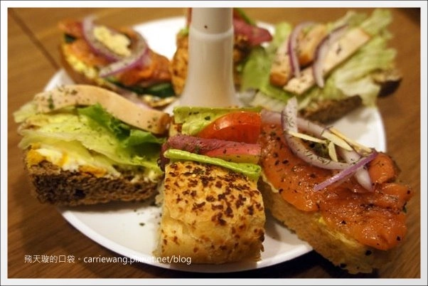 【台中下午茶】smith&hsu@中友百貨B2。我心中第一名的scone(司康)，現在台中也吃的到了！❤ @飛天璇的口袋