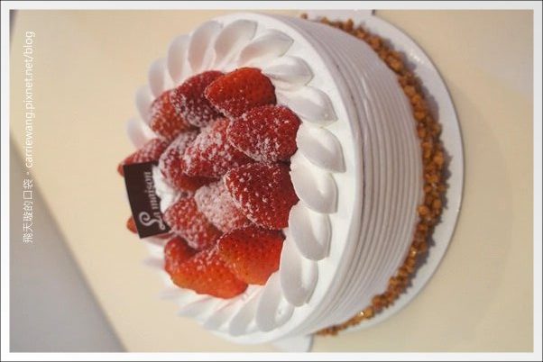 台中北區｜梅笙蛋糕工作室．台中生日蛋糕推薦，好吃又便宜的鮮奶油草莓蛋糕 @飛天璇的口袋