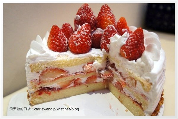 台中北區｜梅笙蛋糕工作室．台中生日蛋糕推薦，好吃又便宜的鮮奶油草莓蛋糕 @飛天璇的口袋