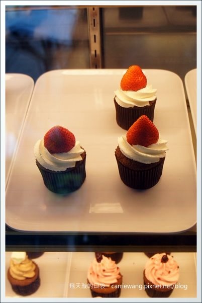 【台中下午茶】Minazuki 水無月博館店。Cookie Monster的杯子蛋糕你吃過嗎？(已歇業) @飛天璇的口袋