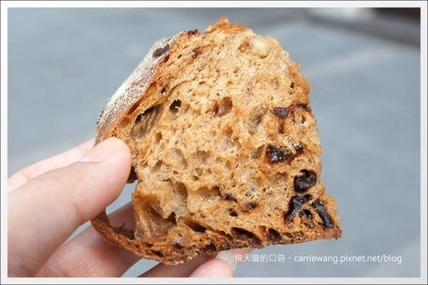 吳寶春麥方店｜世界冠軍的麵包，辛苦排隊也值得 @飛天璇的口袋