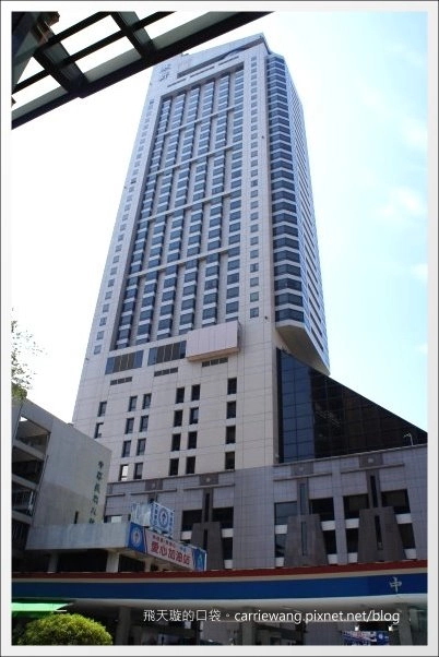 吳寶春麥方店｜世界冠軍的麵包，辛苦排隊也值得 @飛天璇的口袋