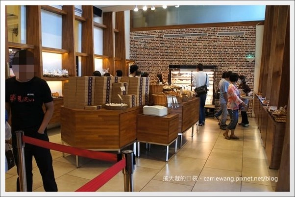 吳寶春麥方店｜世界冠軍的麵包，辛苦排隊也值得 @飛天璇的口袋