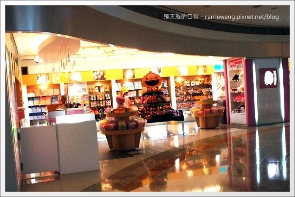 吳寶春麥方店｜世界冠軍的麵包，辛苦排隊也值得 @飛天璇的口袋