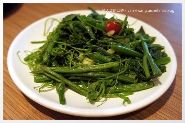 高雄牛乳大王x左營劉家酸菜白肉鍋 @飛天璇的口袋