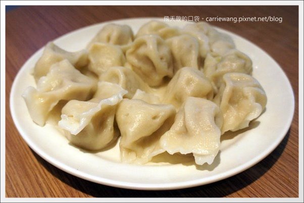 高雄牛乳大王x左營劉家酸菜白肉鍋 @飛天璇的口袋