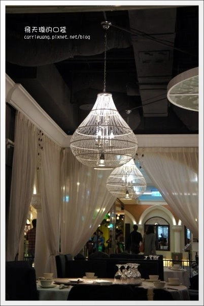 【台中美食】鳥窩窩私房菜@大遠百11F。10人份溫馨美饌桌菜~ @飛天璇的口袋