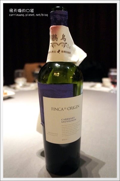 【台中美食】鳥窩窩私房菜@大遠百11F。10人份溫馨美饌桌菜~ @飛天璇的口袋