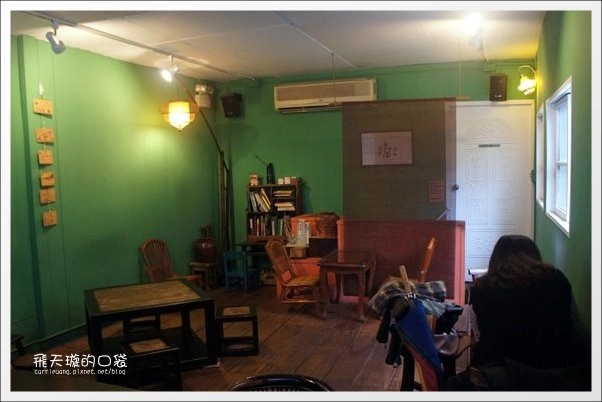 【台中美食】三時茶房．杏仁茶專門。沒有藥水味的杏仁茶+復古氛圍的老房子~ @飛天璇的口袋