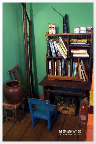 【台中美食】三時茶房．杏仁茶專門。沒有藥水味的杏仁茶+復古氛圍的老房子~ @飛天璇的口袋