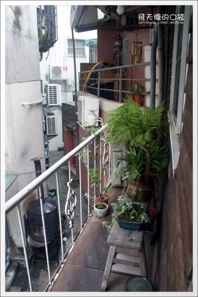 【台中美食】三時茶房．杏仁茶專門。沒有藥水味的杏仁茶+復古氛圍的老房子~ @飛天璇的口袋