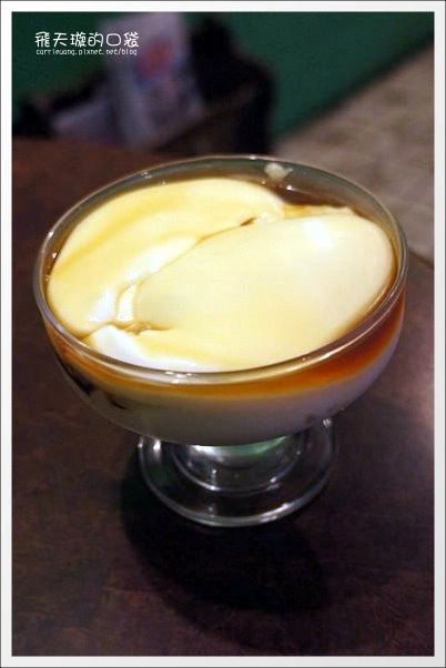 【台中美食】三時茶房．杏仁茶專門。沒有藥水味的杏仁茶+復古氛圍的老房子~ @飛天璇的口袋