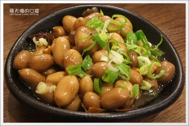 【台中牛肉麵推薦】牛佬牛肉麵專門店。讓不愛吃牛肉麵的我，也愛上了牛肉麵&hellip;❤(同場加映：2013文昌國小櫻花季) @飛天璇的口袋