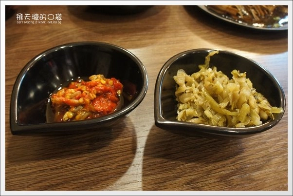 【台中牛肉麵推薦】牛佬牛肉麵專門店。讓不愛吃牛肉麵的我，也愛上了牛肉麵&hellip;❤(同場加映：2013文昌國小櫻花季) @飛天璇的口袋