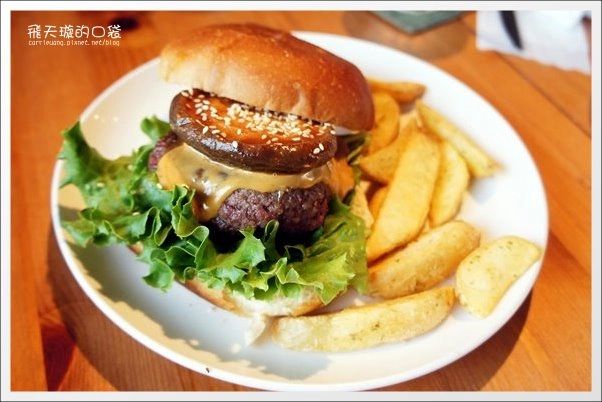 【台中美食】田樂．for Farm Burger。漢堡好吃，價格小貴！ @飛天璇的口袋