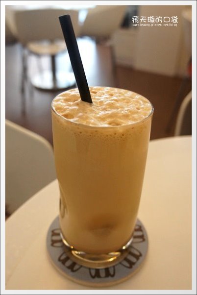 台南小吃美食一日遊｜小南米糕+品香肉粽+深藍咖啡館+阿明豬心冬粉+莊子土豆仁湯+莉莉水果店 @飛天璇的口袋