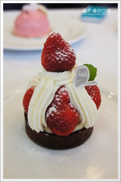 【台中蛋糕甜點】歐貝納法式甜點．La Chouette P&acirc;tisserie。怎麼一個貴字了得&hellip; @飛天璇的口袋