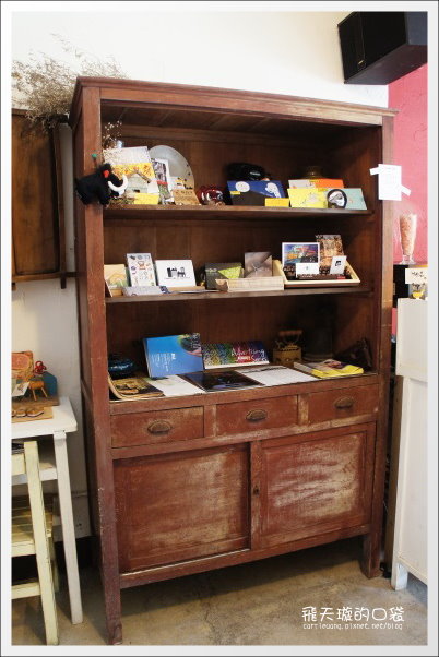 【台中下午茶】拾光机壹号(=拾光機壹號)。老宅新生命~(拾光机已搬家，原址已改名：貳樓高) @飛天璇的口袋