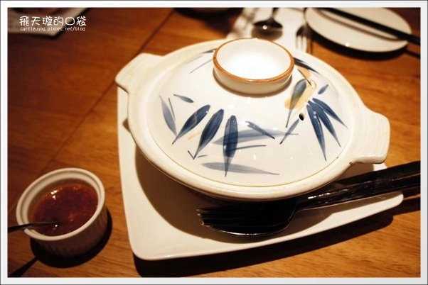 【台中泰式餐廳】泰過熱時尚泰式料理。新加坡來的好滋味，全新菜單再出擊！ @飛天璇的口袋