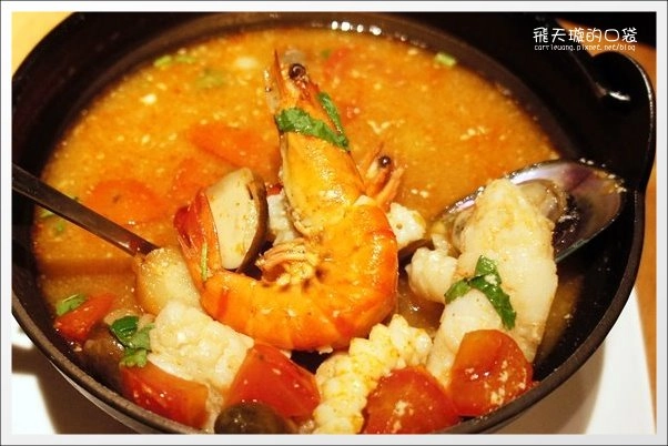 【台中泰式餐廳】泰過熱時尚泰式料理。新加坡來的好滋味，全新菜單再出擊！ @飛天璇的口袋