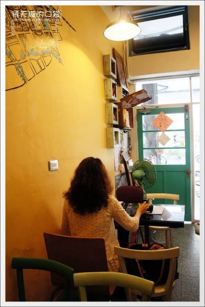 【台中美食】朋友家．日式輕食、甜點、沙冰。平等市場老屋新生 @飛天璇的口袋